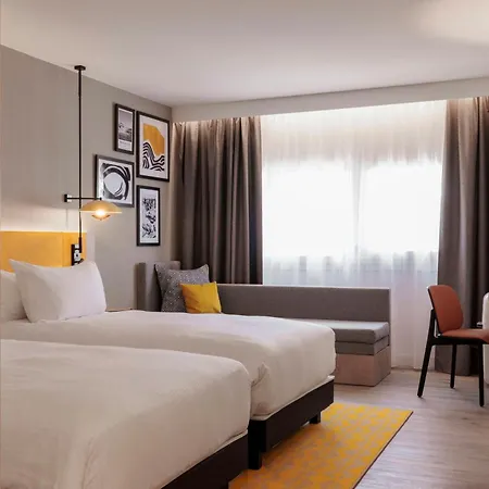 Hotel Hilton Garden Marseille Provence Airport 4*